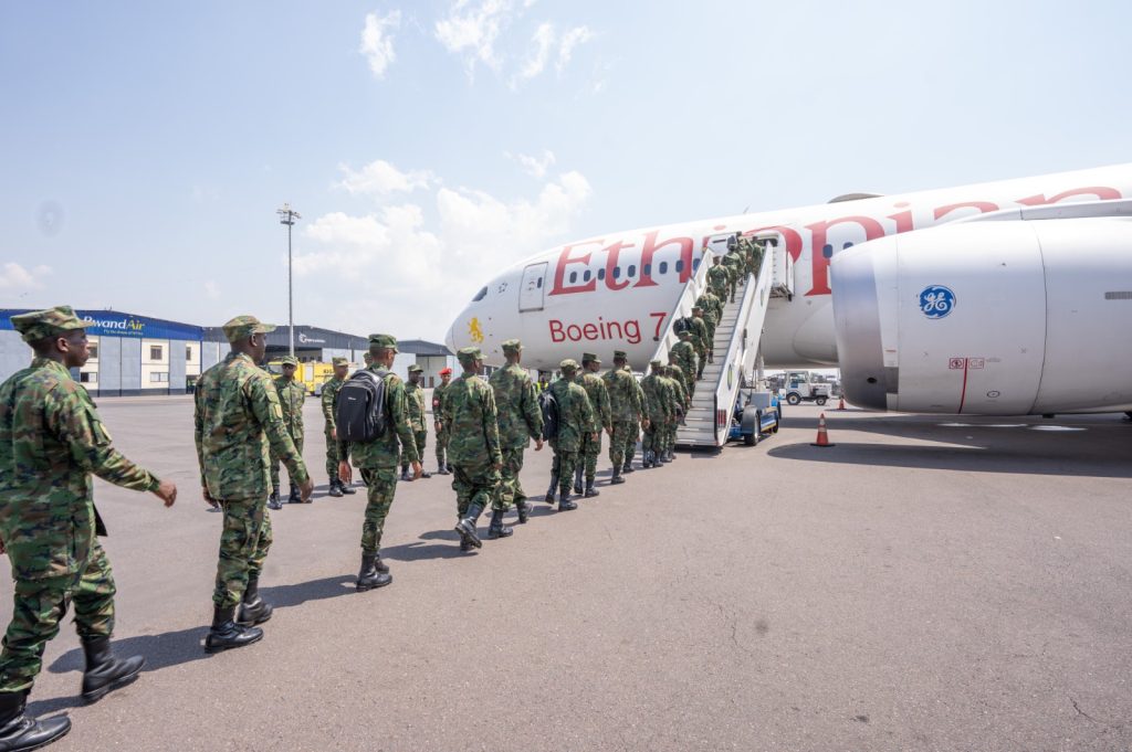 U Rwanda rwohereje ingabo muri Jamaica gusana ibikorwa remezo