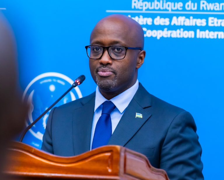 Amb Nduhungirehe yanenze MONUSCO kudaha uburemere ubwicanyi bwakorewe abasivili i Masisi