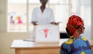 Abagore mu Rwanda bemerewe kwipimira kanseri y’inkondo y’umura mu ngo