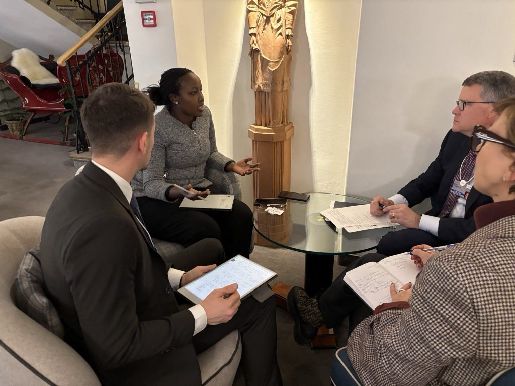 U Rwanda rwagiranye ibiganiro na Sosiyete y’ikoranabuhanga y’Abanyamerika