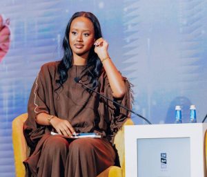 Miss Naomie yiyamye abibaza ku kuba atarabyara