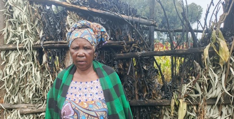 Burera: Baratabariza umukecuru utwikiwe uruzitiro inshuro 3