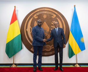 Perezida Kagame yashimiye Perezida Doumbouya watsinze amatora muri Guinée-Conakry