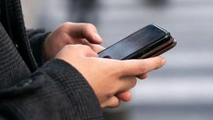 Umukozi w’u Buyapani yibiwe mu Bushinwa telefone ibitse amabanga ya nikeleyeri