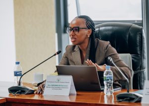 Depite Mukabalisa Germaine yatabarije abarimo umukobwa wakanzwe ibere na Mucoma