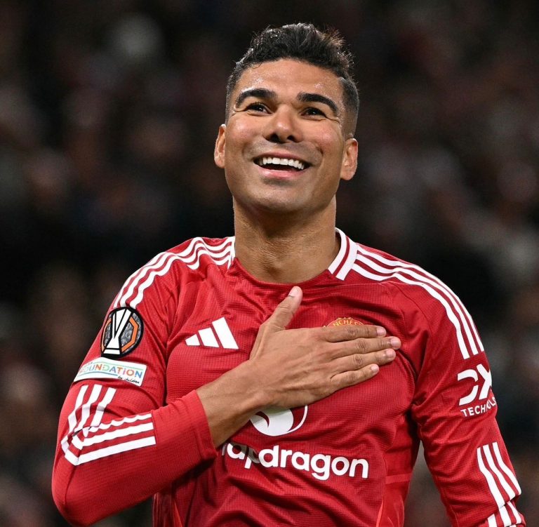Casemiro agiye gutandukana na Manchester United amazemo imyaka ine