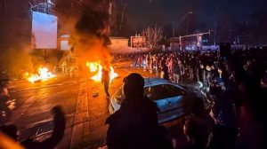 Iran yongeye kwihanangiriza Amerika nyuma y’abaguye mu mvururu