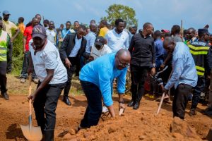 Abayobozi badakora neza ntibakwiye guhembwa-Minisitiri w’Intebe Dr.Nsengiyumva