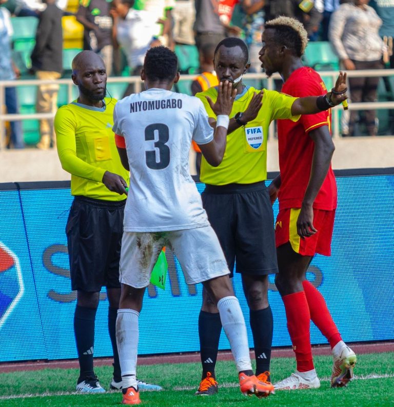 Umusifuzi wanze igitego cya APR FC yatsinze Al-Merrikh SC yahagaritswe