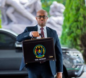 2025/2026: Ingengo y’Imari yagabanyutseho asaga miliyari 80 Frw
