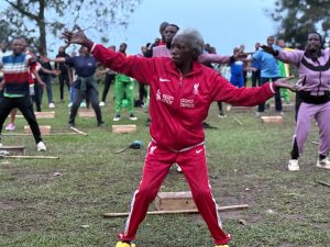 Rulindo: Abasaza n’abakecuru b’imyaka isaga 75 bahagurikiye siporo ibarinda indwara z’izabukuru