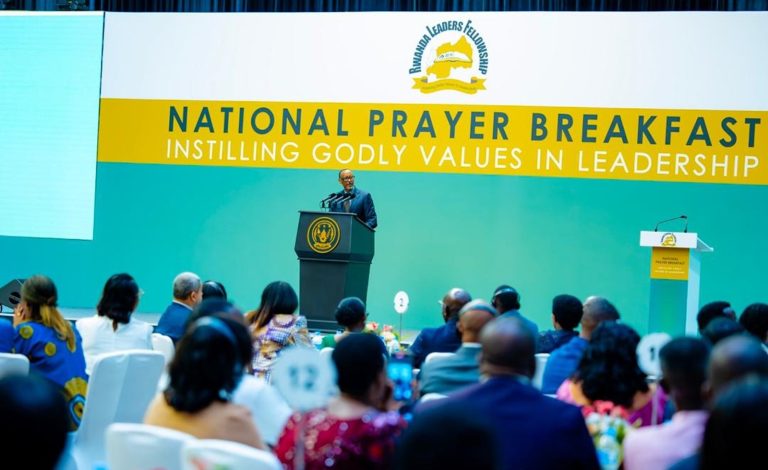 Perezida Kagame yavuze icyo umunsi w’Intwari z’Igihugu usobanuye