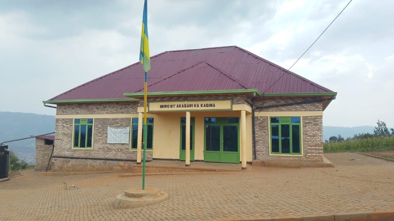 Kamonyi: Umusore aracyekwaho kwica nyina agahita acika