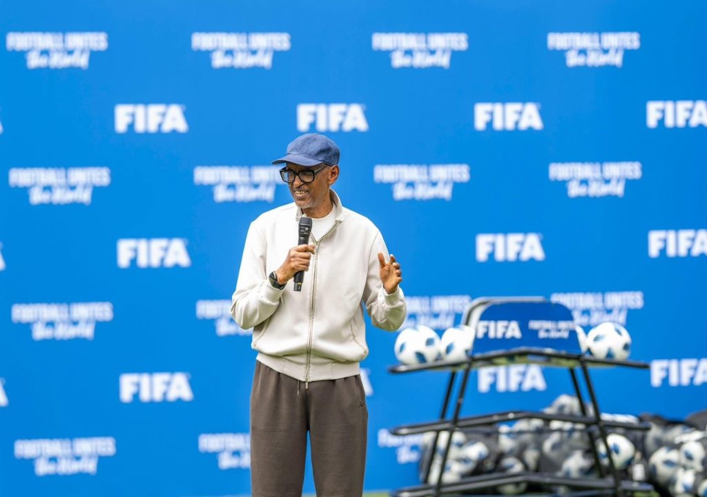 Perezida Kagame yashimye umusanzu wa FIFA mu iterambere rya siporo y’u Rwanda