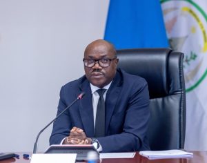 Afurika igomba kwigira aho gutegereza inkunga- Dr Nsengiyumva
