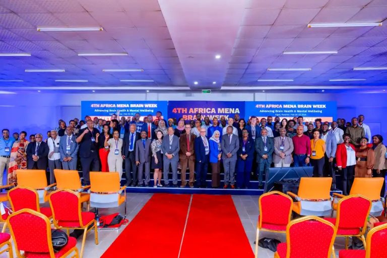 U Rwanda rwakiriye inzobere 300 zo kurufasha guhangana n’indwara zibasira ubwonko