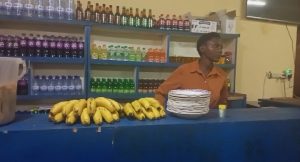 Karongi: Ubuzima bw’ubuhunzi bwatumye bishyira hamwe bakora resitora