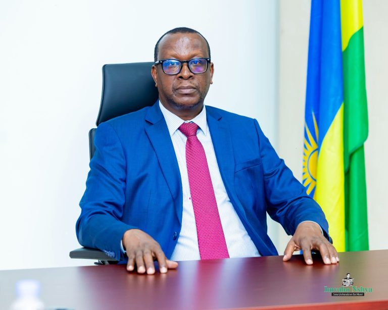 Minisitiri Dr Bizimana yasobanuye impamvu hibukwa amateka ya Jenoside