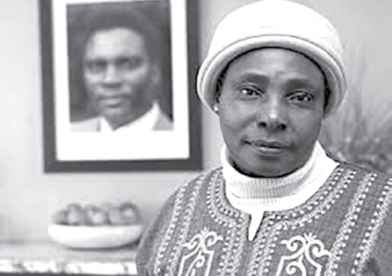 Agathe Kanziga ntiyari umugore wo mu gikari nk’uko abivuga