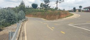 Ngororero – Nyange: Imihanda mishya bubakiwe yabaruhuye gutwara abarwayi mu ngobyi