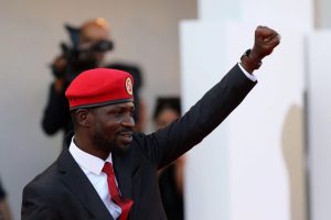 Bobi Wine yatangaje ko yahunze Uganda