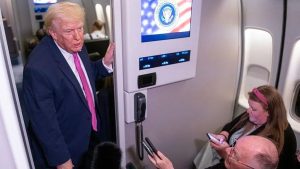 Perezida Trump yavuze ko yakwigarurira peteroli ya Iran
