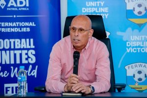Constantine wahawe gutoza Amavubi yijeje gukosora ibitagenda