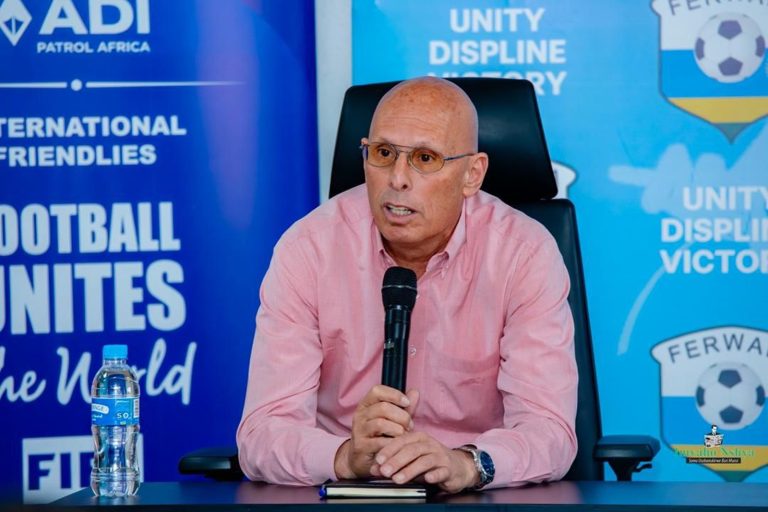 Constantine wahawe gutoza Amavubi yijeje gukosora ibitagenda