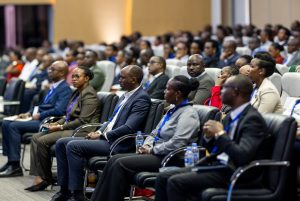 Abayobozi bakanguriwe kumenya no gushakisha amakuru yaho bayobora