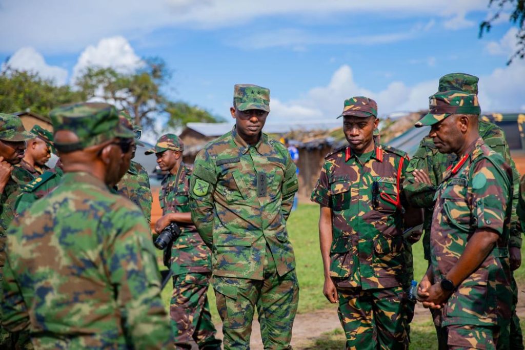 U Rwanda na Tanzania byahuriye mu nama ya 15 ihuza abayobozi b’ingabo ku mipaka