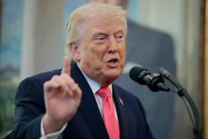 Iran yannyeze Amerika iri kubeshya ko bari mu biganiro by’amahoro
