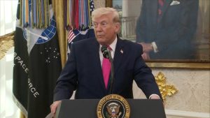 Perezida Trump yasabye Iran kudakerensa  amasezerano y’amahoro