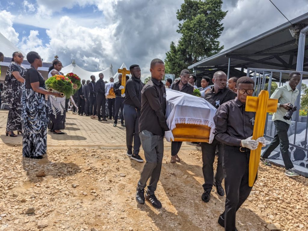 Nyamasheke: Imibiri 2 y’Abazize Jenoside  yashyinguwe mu cyubahiro
