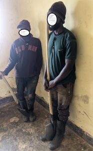 Nyamasheke: Babiri bafatiwe mu kirombe cy’amabuye y’agaciro 21 baracika
