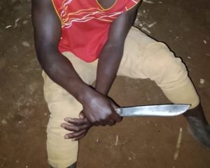 Nyamasheke: Uwategaga abantu yitwaje umupanga n’icyuma yafashwe 