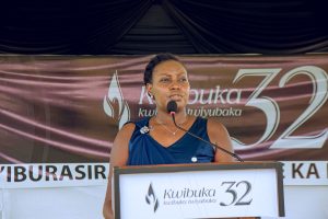 Amateka ni mwarimu udasaza, turwanye abayagoreka – MINEDUC
