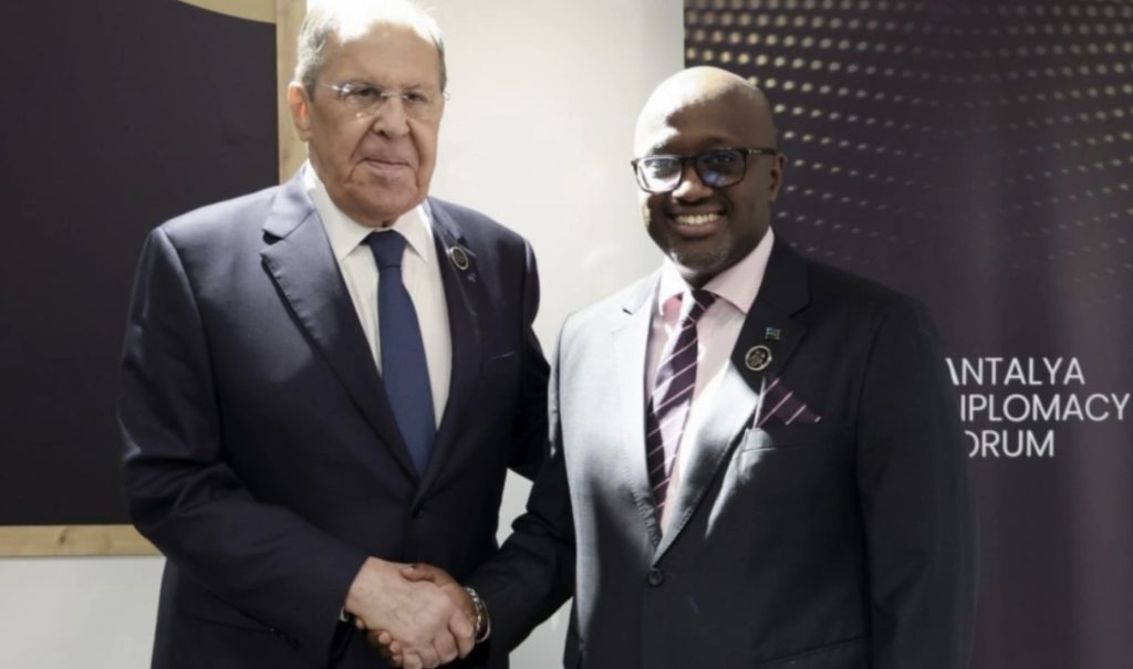 U Rwanda n’u Burusiya mu kongera ubufatanye mu bya Nikeleyeri