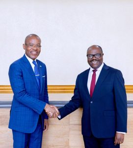 Minisitiri w’Intebe Dr. Nsengiyumva yaganiriye na Ambasaderi wa Gabon mu Rwanda