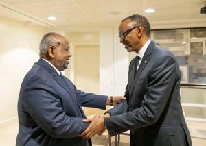 Perezida Kagame yashimiye Omar Guelleh wongeye gutorerwa kuyobora Djibouti