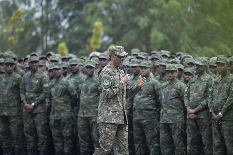 Perezida Kagame ni we uzayobora Kaminuza ya Gisirikare y’u Rwanda&nbsp;