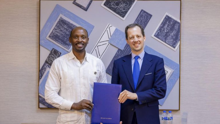 U Rwanda rwatangije imikoranire n’Ikigo kiruha amoko 60 y’imiti y’imvaburayi