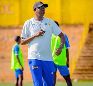 Haringingo Francis yemerewe gutoza Rayon Sports