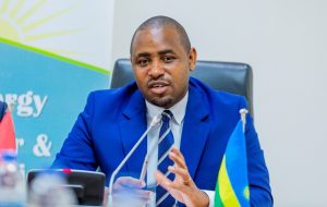 Izamuka ry’igiciro cya lisansi ntirizongera ibiciro by’ingendo rusange – MININFRA