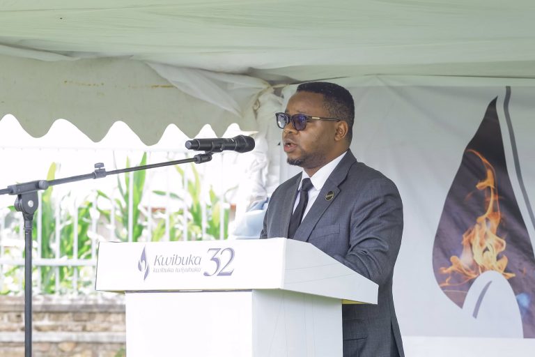 Jenoside yasasiwe na politiki ya mbatanye mbategeke – Iradukunda