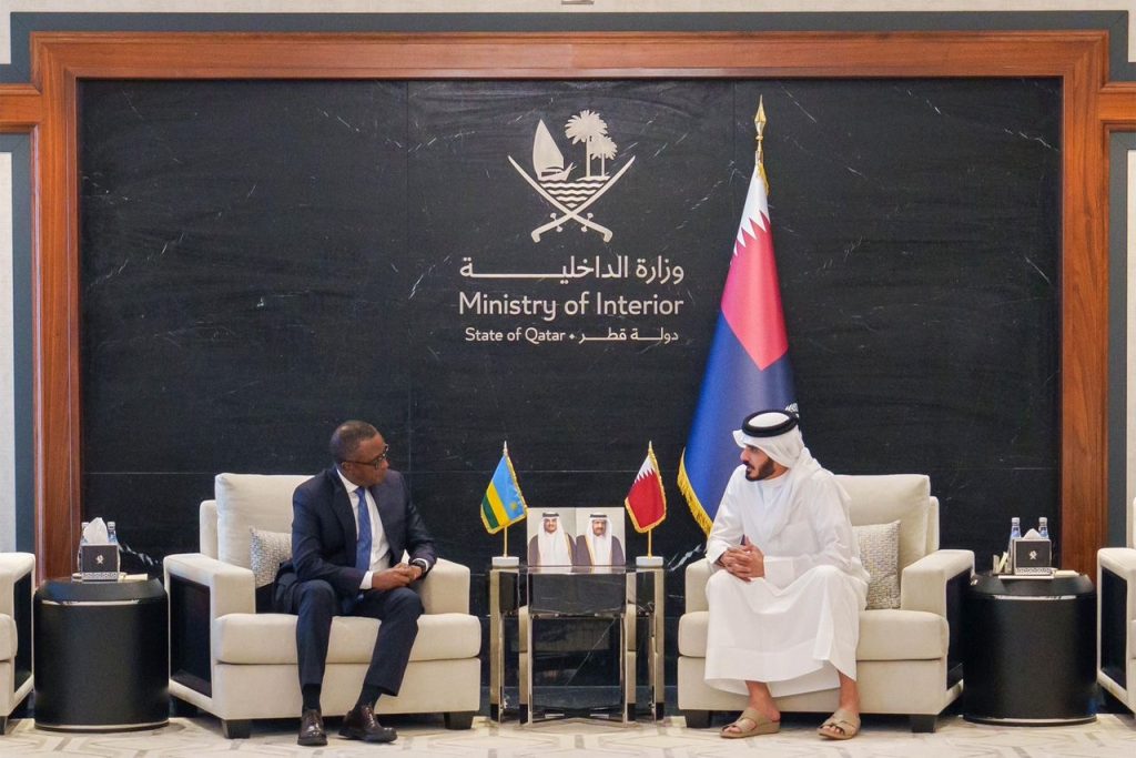Perezida Kagame yoherereje Emir wa Qatar ubutumwa bwanditse