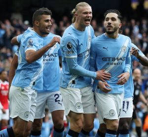 Manchester City yatsinze Arsenal ikomeza kuyotsa igitutu (Amafoto)
