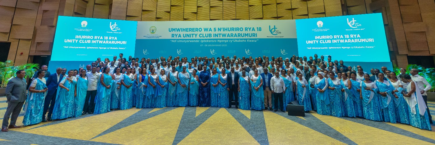 Abagize Unity Club Intwararumuri baraganira ku mateka nyakuri ya Jenoside