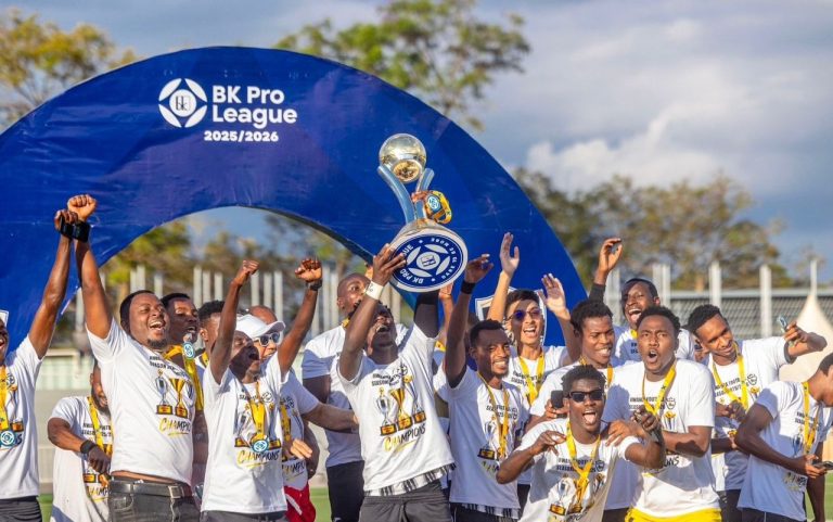 APR FC yashyikirijwe igikombe cya Shampiyona yatwaye ku nshuro ya karindwi yikurikiranya