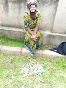 Rubavu: Umugore yafatanywe udupfunyika 200 tw’urumogi