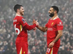 Hagiye gusohoka Filimi zisingiza ibigwi bya Mohamed Salah na Robertson muri Liverpool